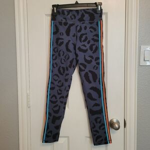 The Upside Gray and Black Patterned Leggings